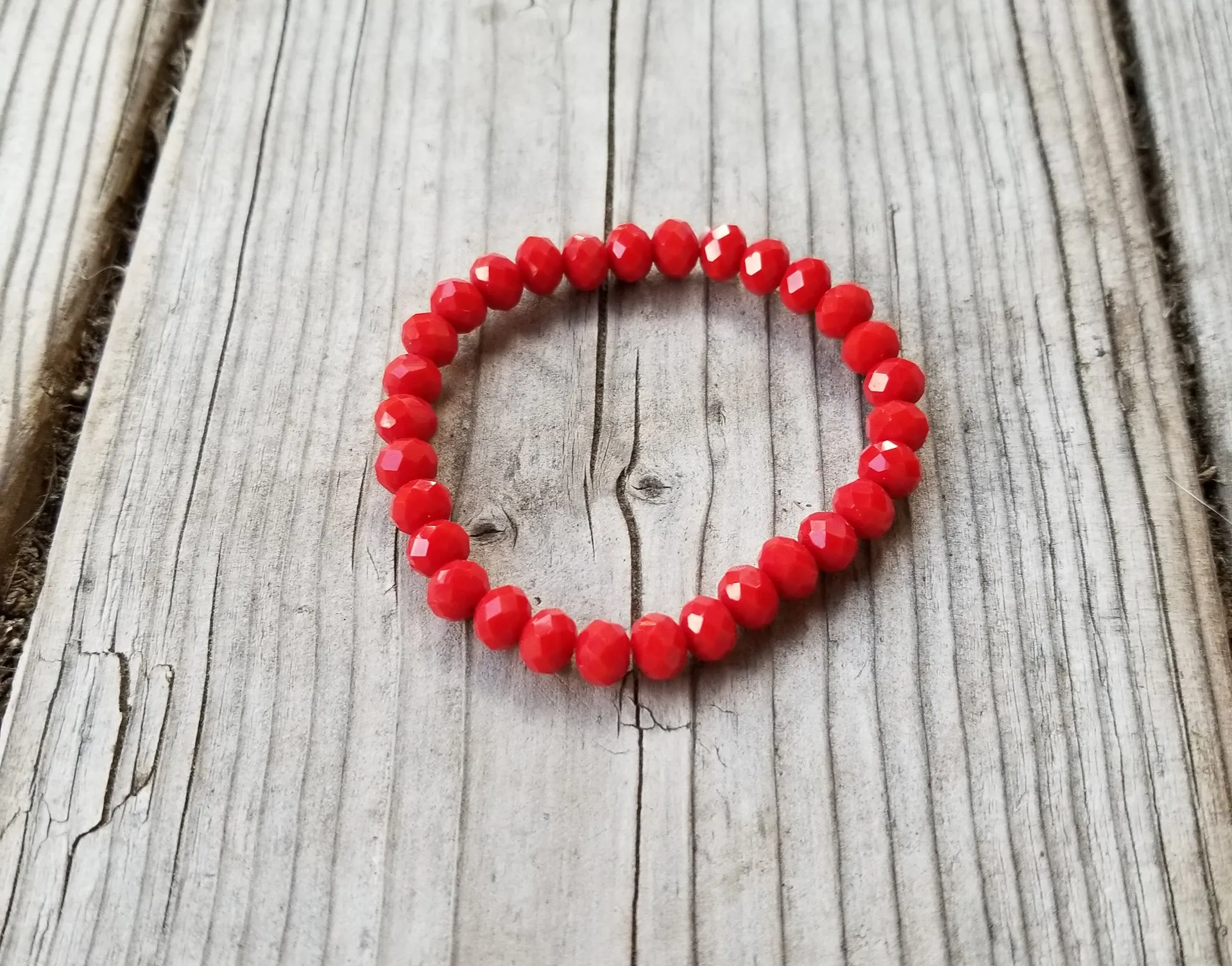 Faceted 7mm crystal beaded bracelet