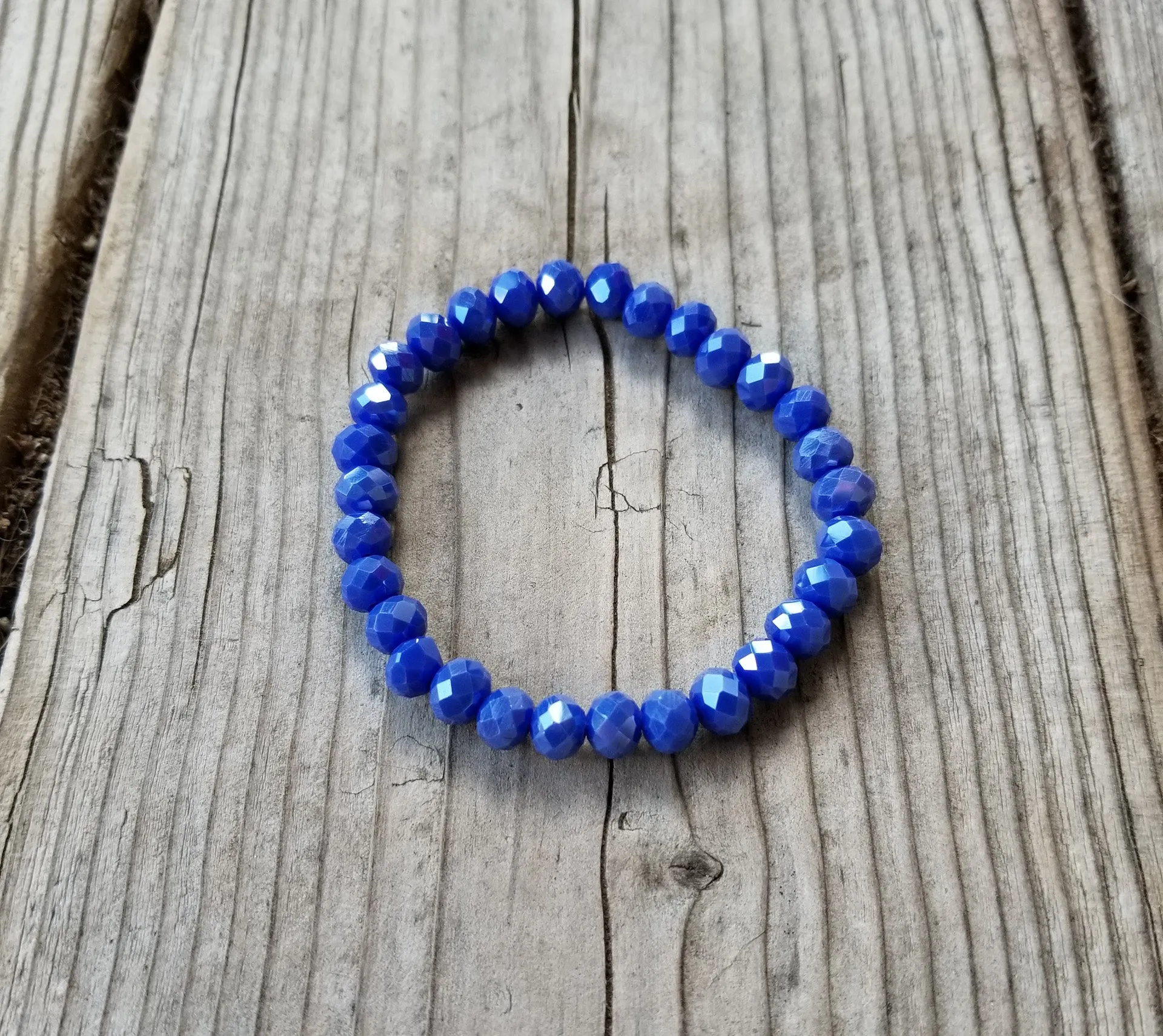 Faceted 7mm crystal beaded bracelet
