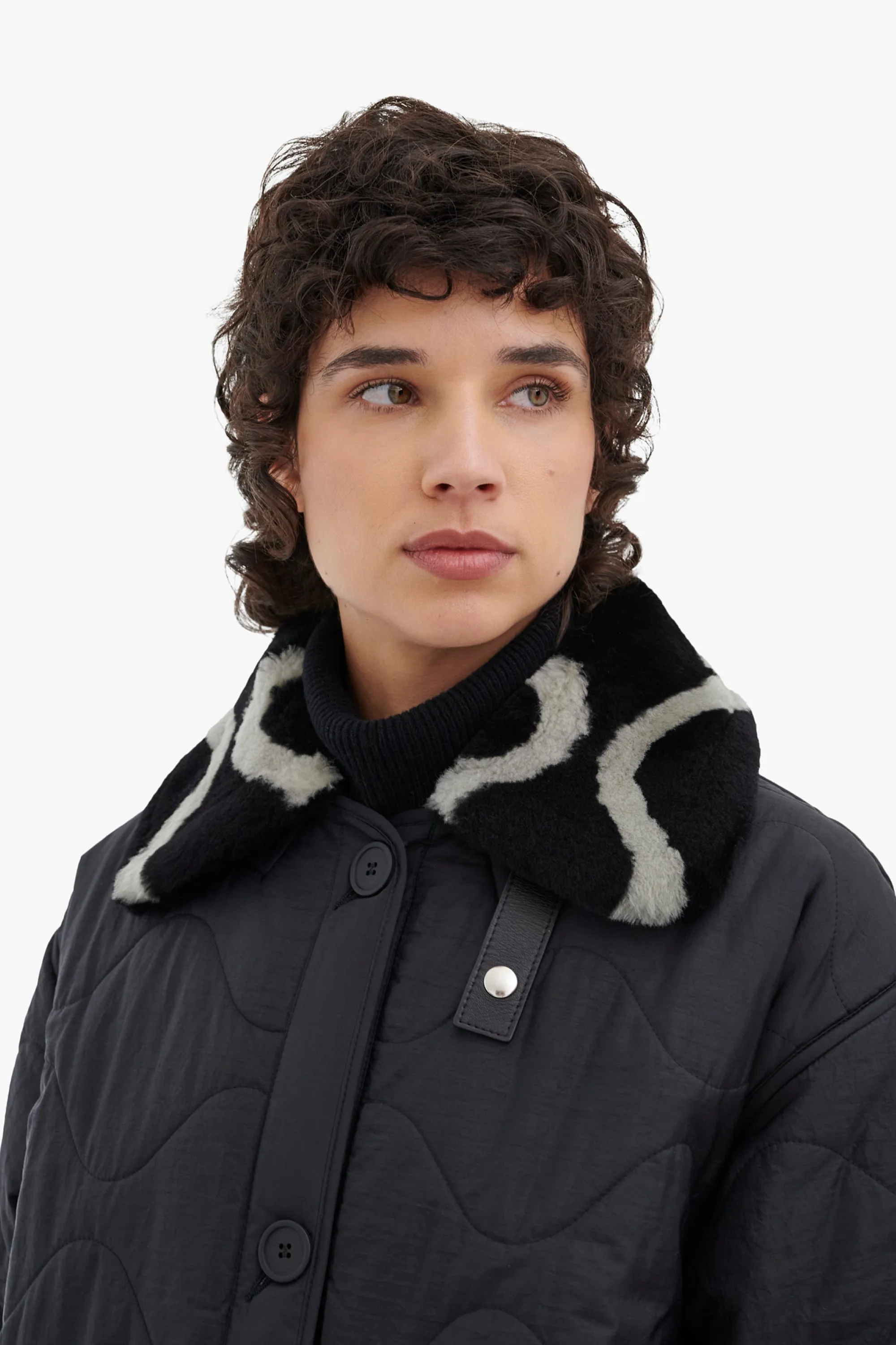 Intarsia Aviator Collar - Black / Dark Olive