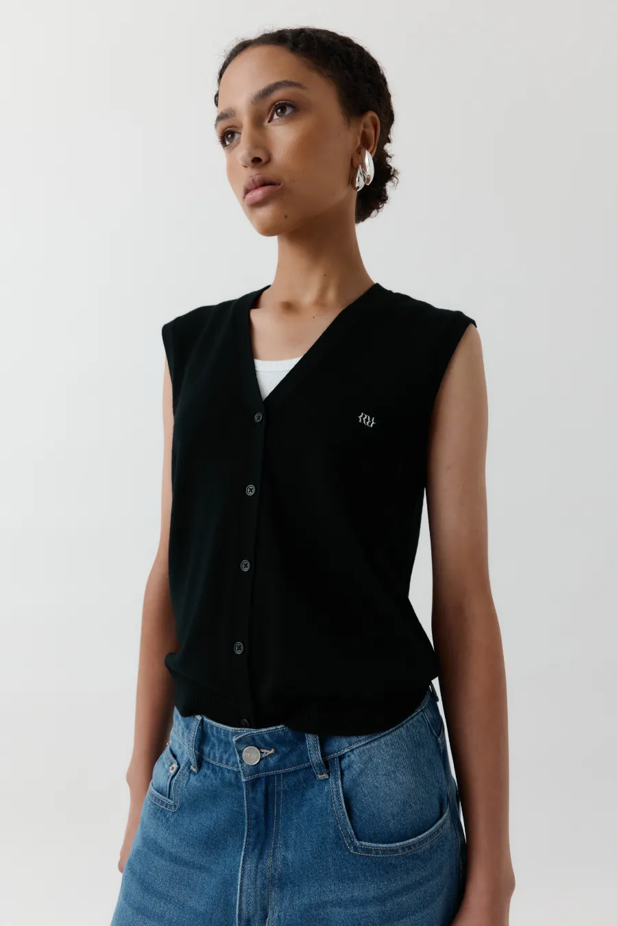 Merino Vest Black