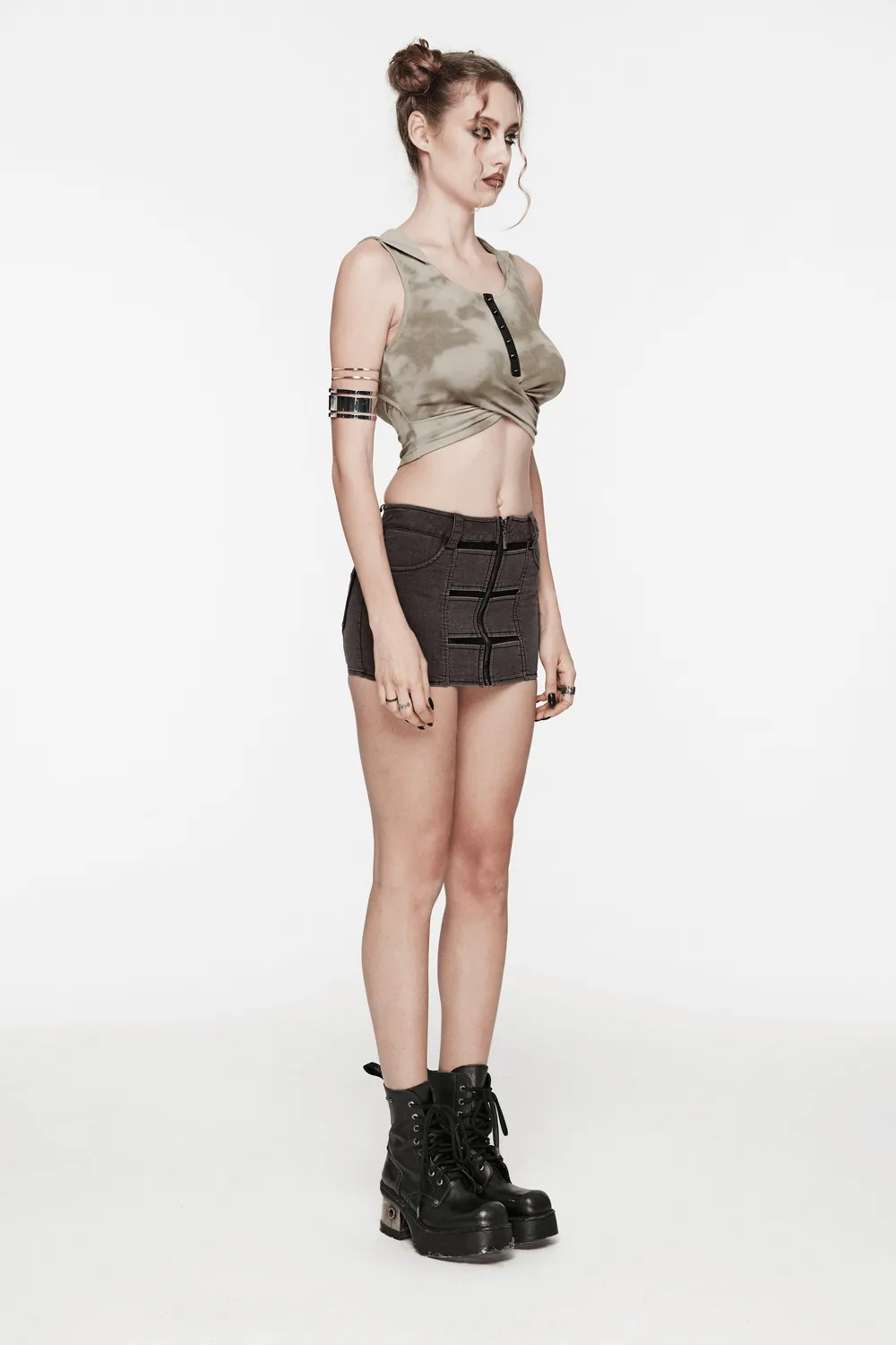 Stylish Hooded Crop Top with Open Back Design