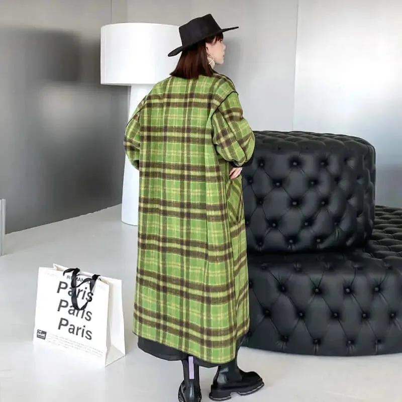 Stylish Plaid Women's Wool Coat for Winter Months